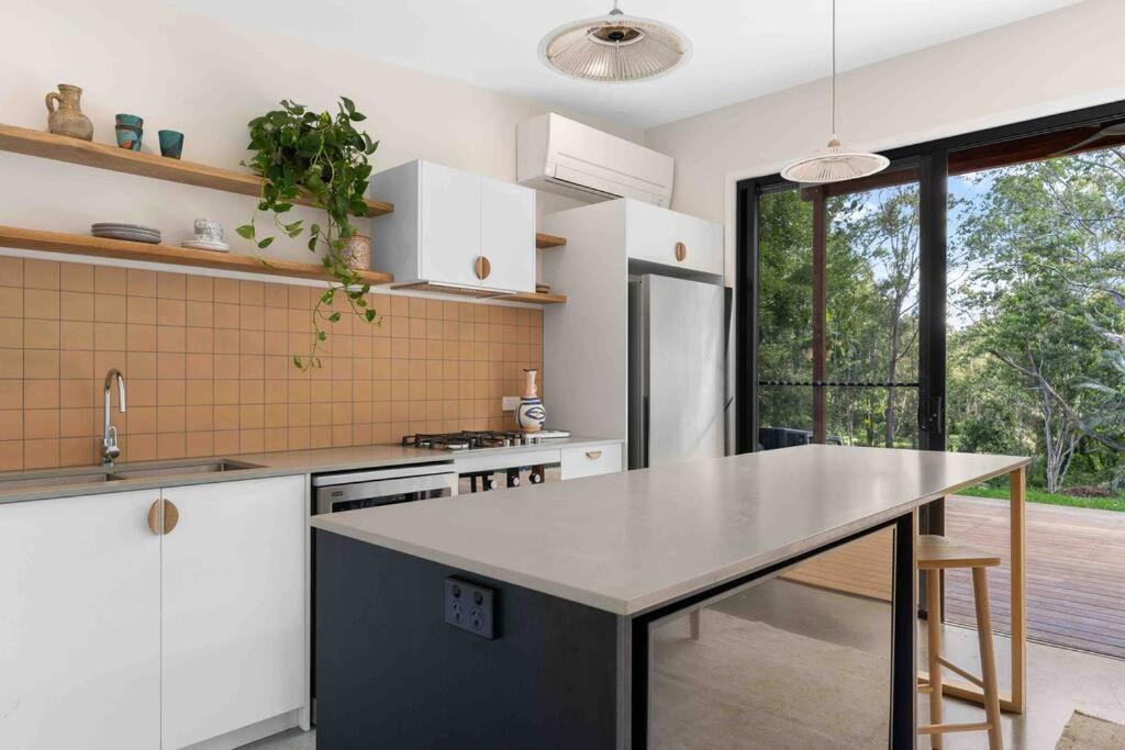 The Brook View Byron Bay Villa Ewingsdale ภายนอก รูปภาพ
